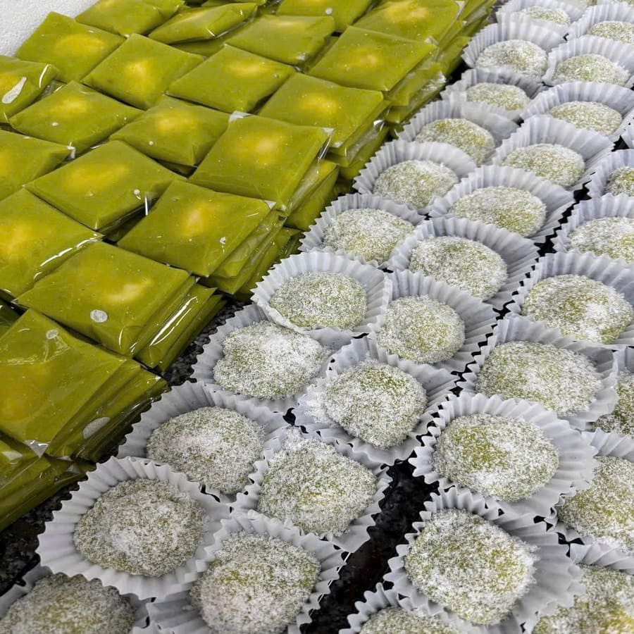 Mochi Và bánh cốm truyền thống
